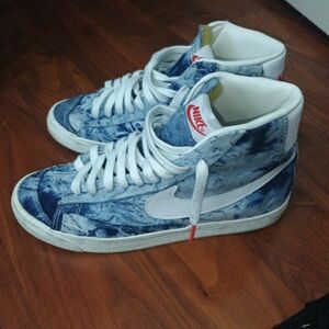 Nike Blazer Mid Denim Tie-Dye Sneakers - Blue & White